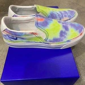 Women’s Nike Slip On Sneakers